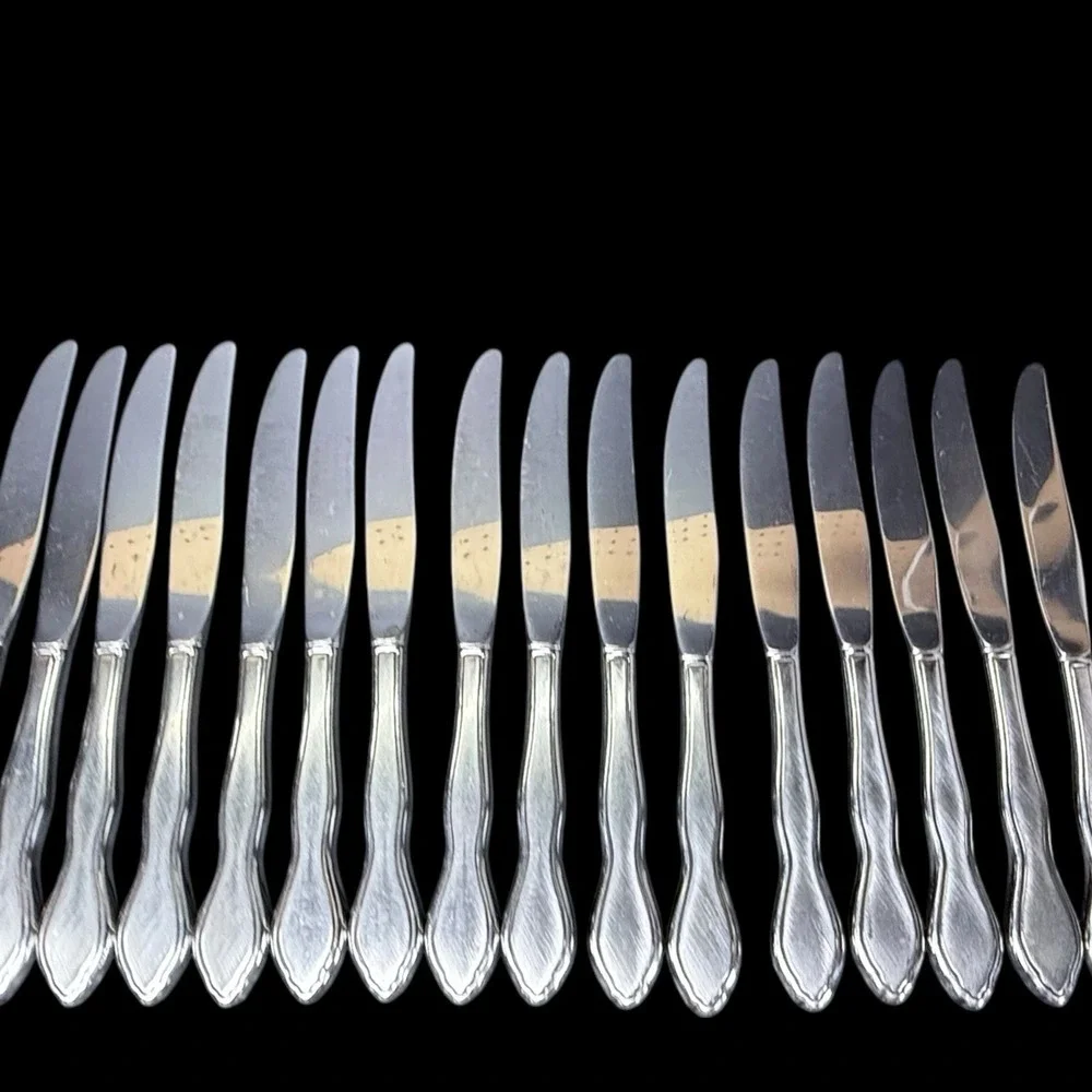1881 Rogers Stainless Oneida Ltd TWILIGHT 16‎ Dinner Knives  Flatware